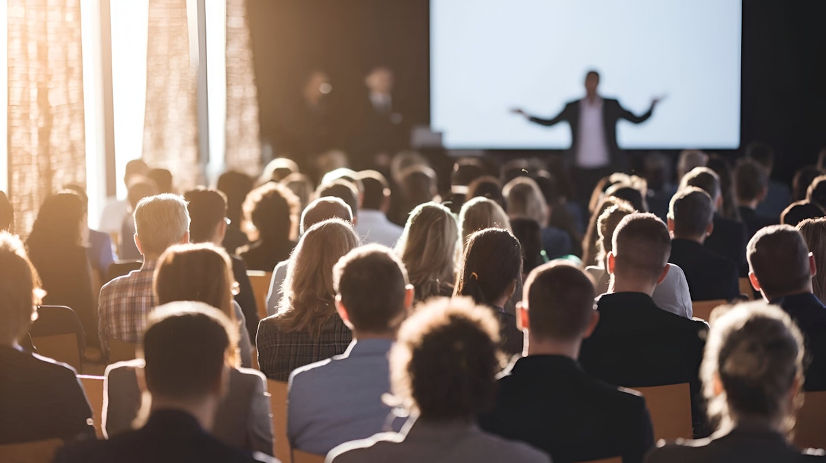 Organising Exhibitions & Conferences